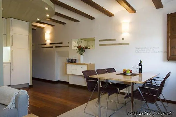Apartamentos La Casa De Les Lletres Barcelona Hotell