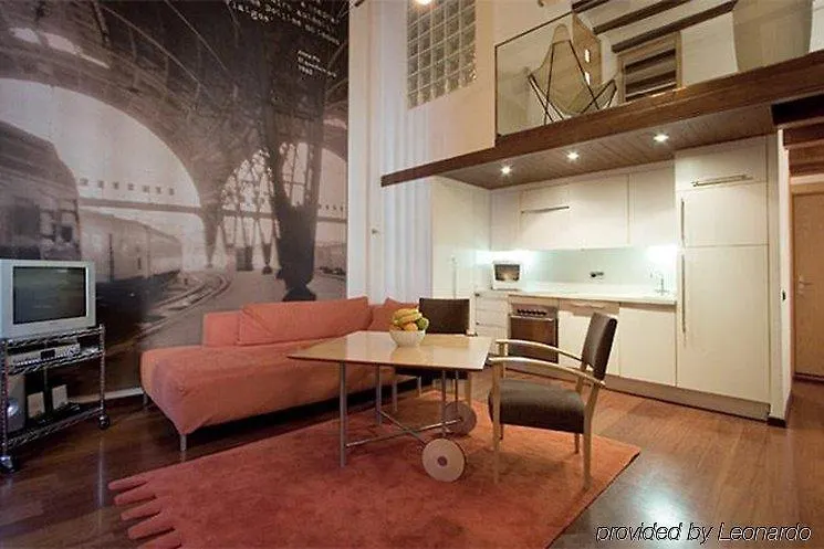 Apartamentos La Casa De Les Lletres Barcelona Hotell