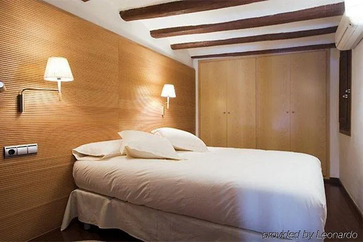 Hotel Apartamentos La Casa De Les Lletres Barcelona