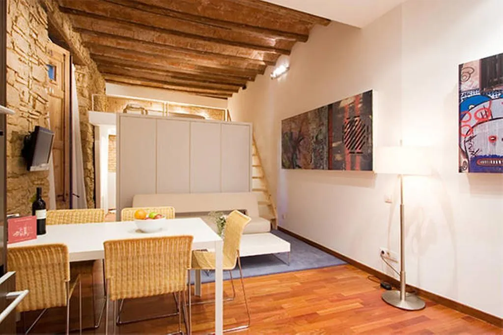 Apartamentos La Casa De Les Lletres Barcelona 3*,